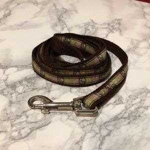 Dog leash